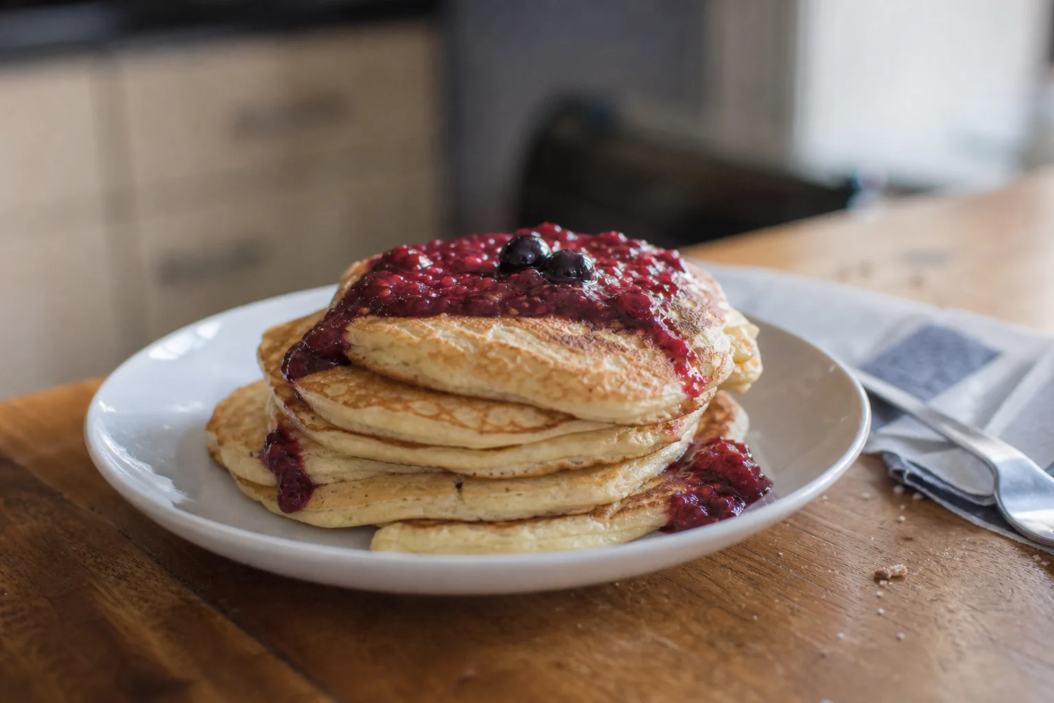 Light and fluffy skyr pancakes